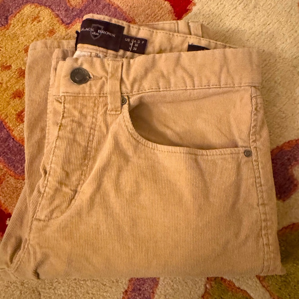 Black and Brown 30 by 30 pants. Go with everything in the closet.